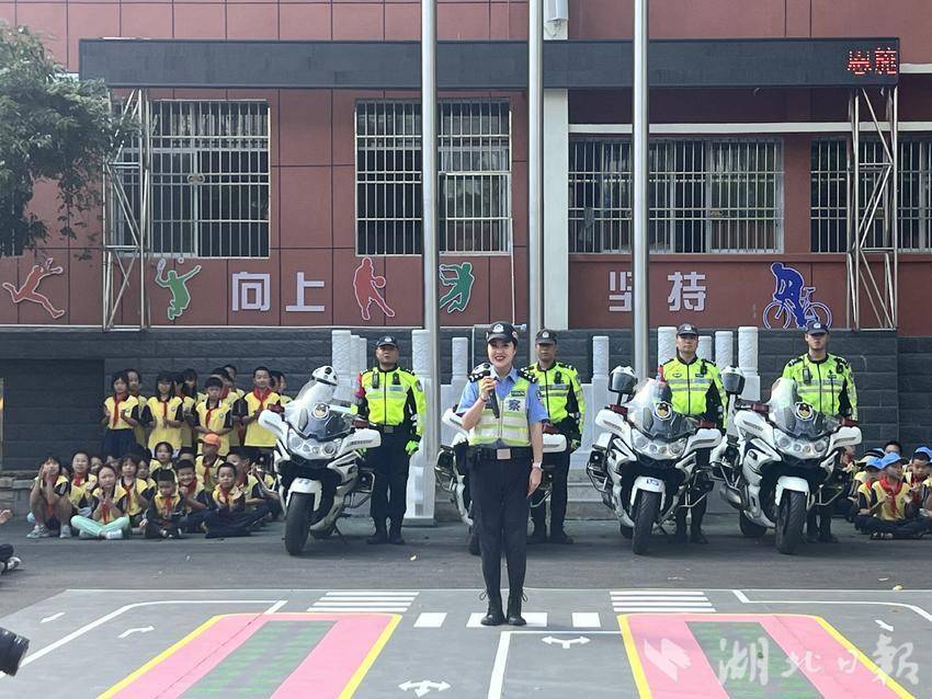 尊亿娱乐手机版网页